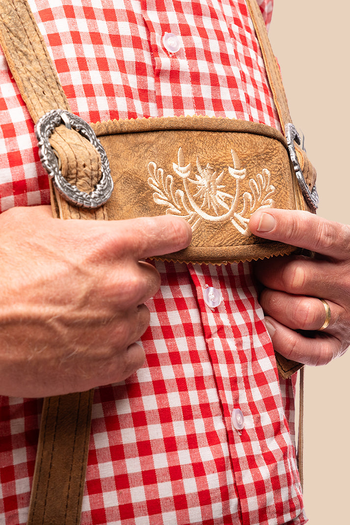 Lederhosen Luuk van wildleer, achterkant