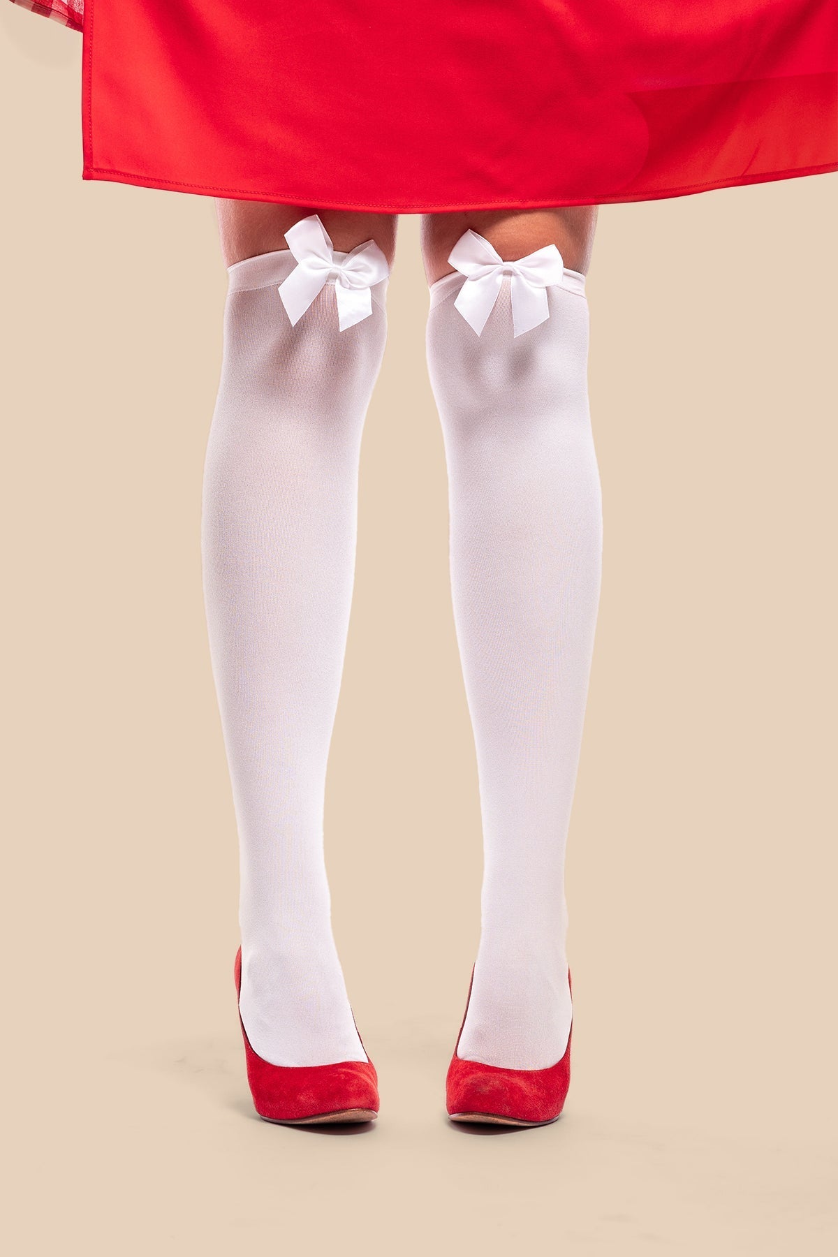 Rode dirndl Annabelle, zijaanzicht