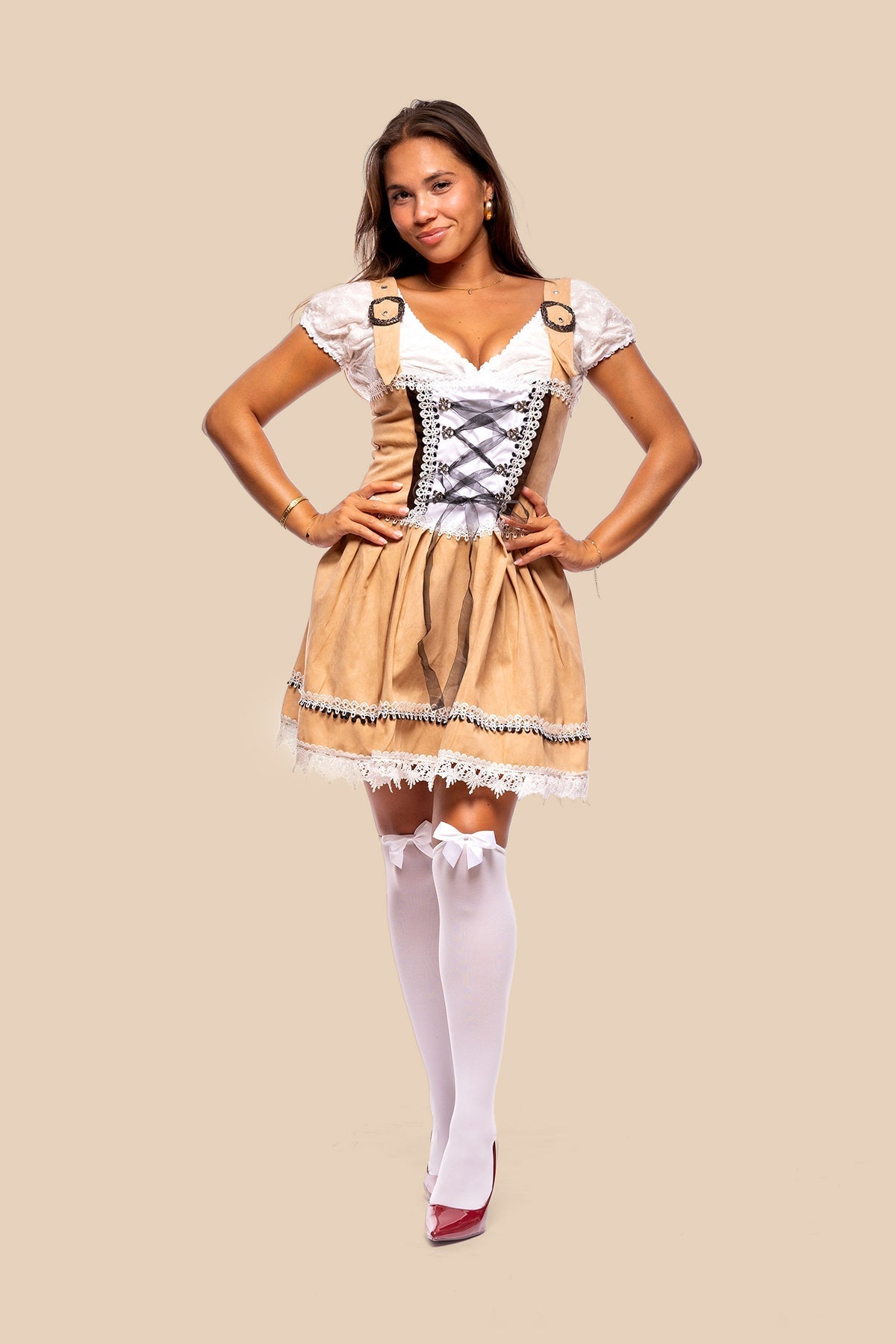 Beige dirndl Julia, zijaanzicht