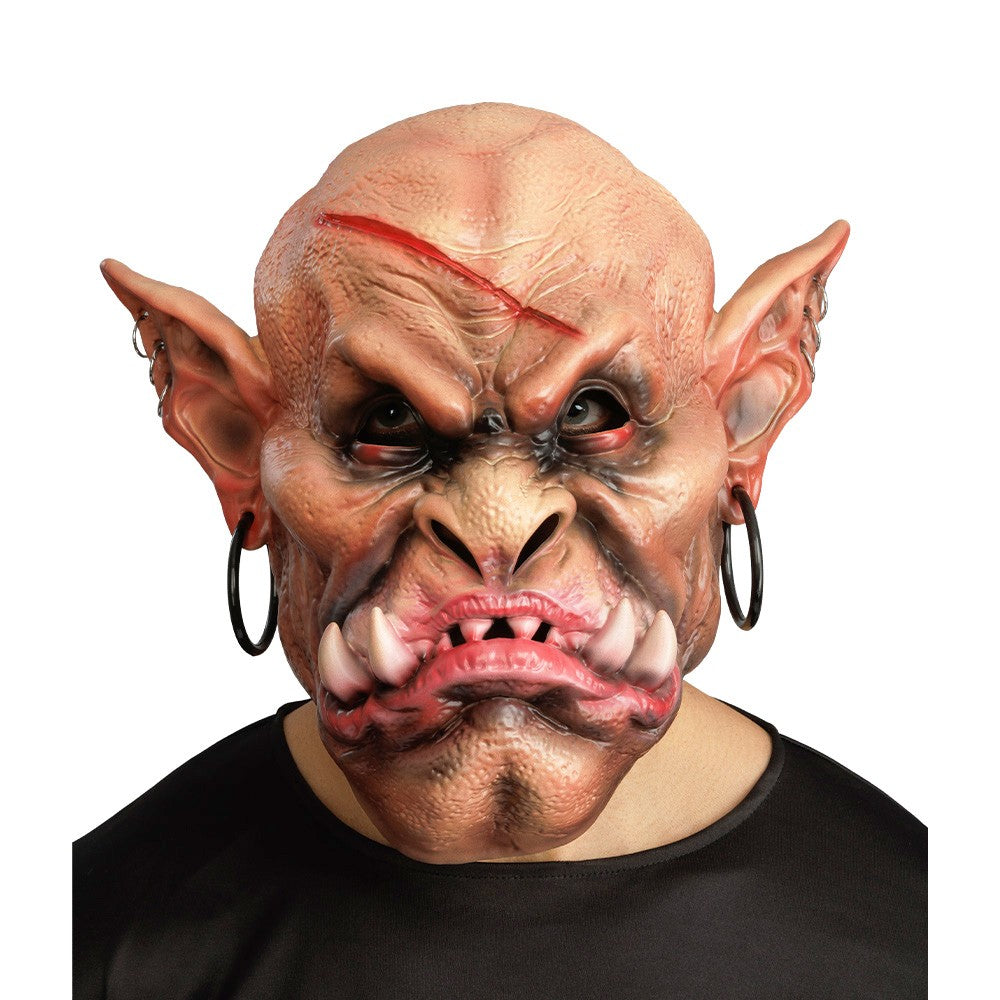 Schuimmasker monster met piercings