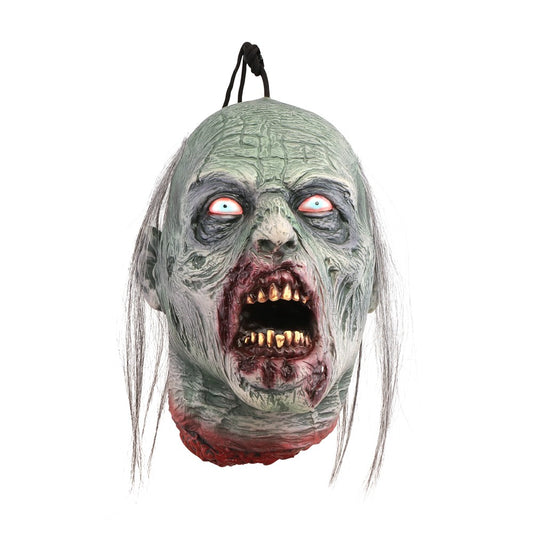 Hangend zombiehoofd gevild